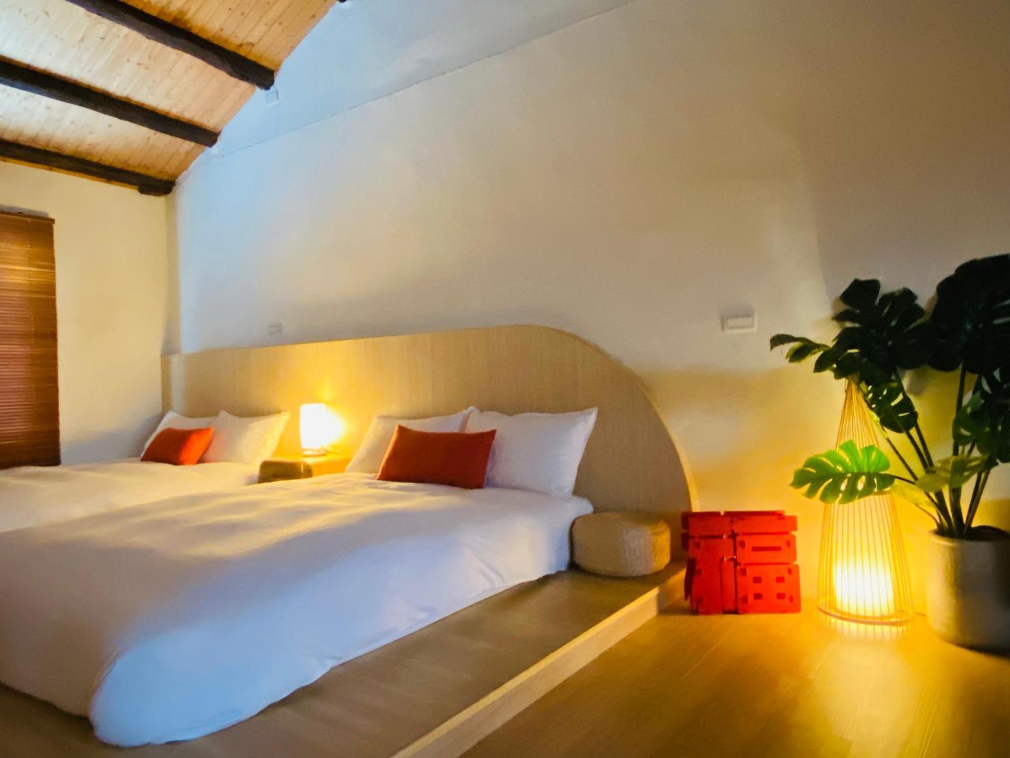 捉鳳凰 台南百年老宅包棟導覽民宿系列catchphoenix Centennial Guesthouse Extérieur photo